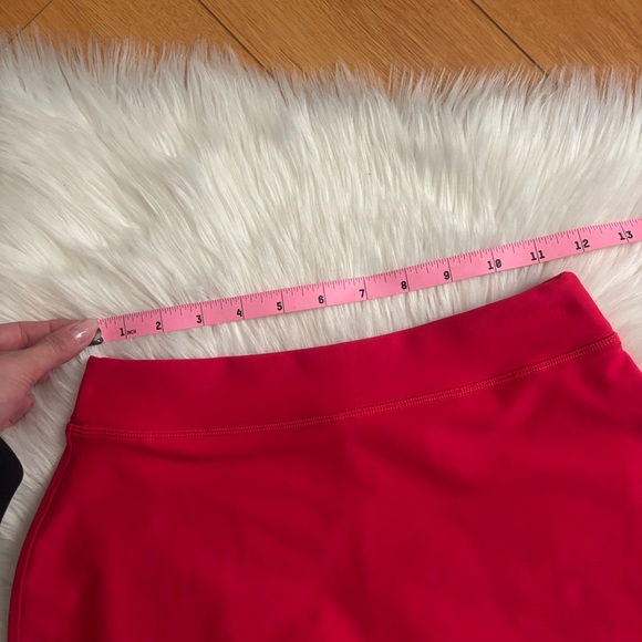 YPB SculptLux Red Skort - Picture 10 of 10